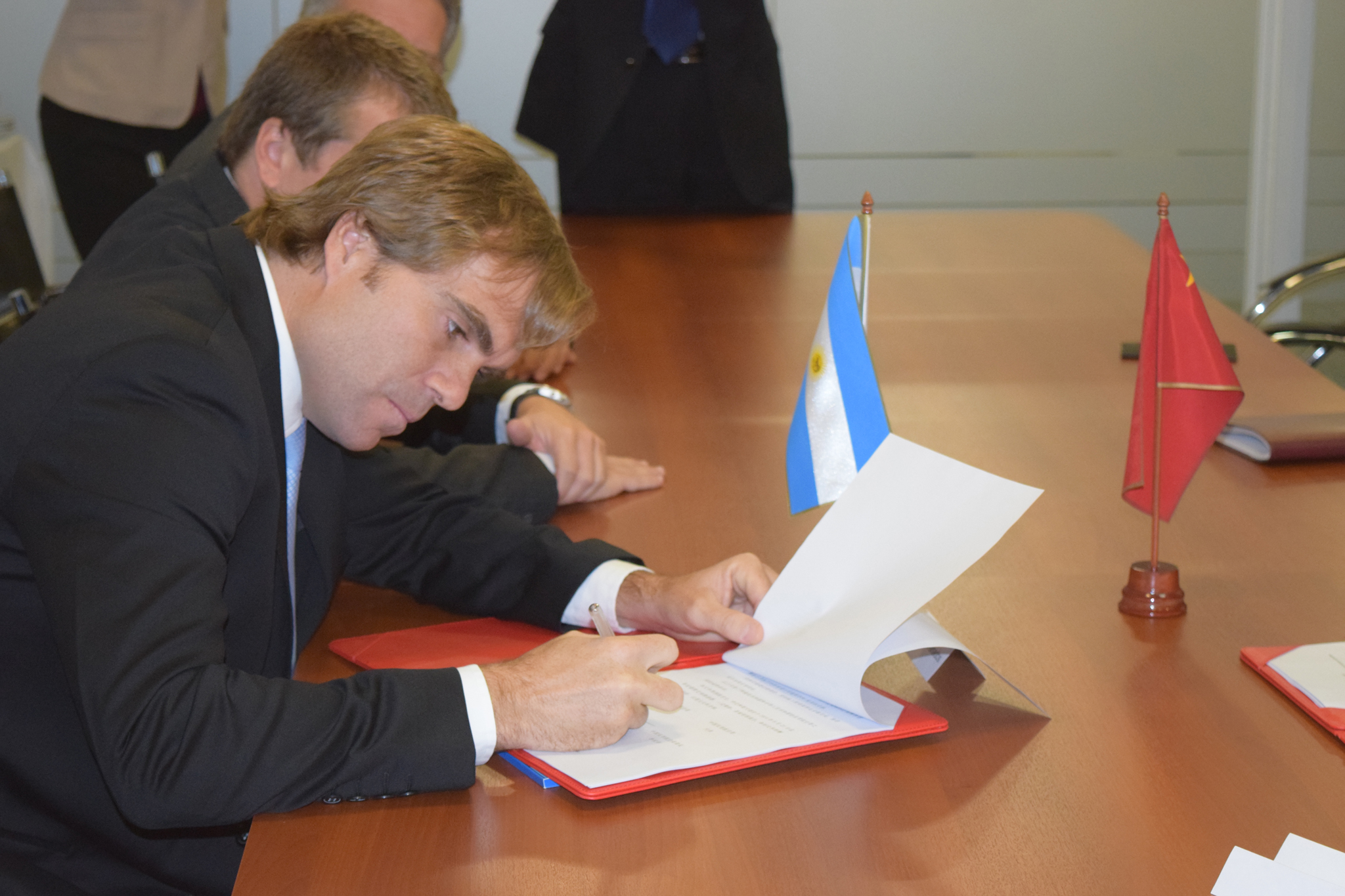 2014-08-25-firma-de-memorando-argentina-china-03.jpg